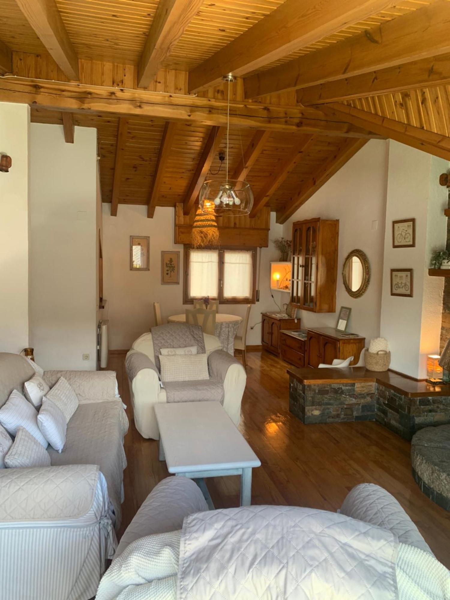 Апартаменты Atico Con Encanto En Бельвер-де-Серданья Экстерьер фото
